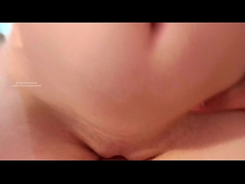 ❤️ 妹の部屋で寝ていたら、それがきっかけで目覚める ❤ 美女ポルノ ❌️