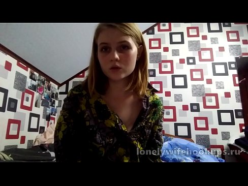 ❤️ ロシアからの若いブロンドの学生は、大きなディックを好む。 ❤ 美女ポルノ ❌️